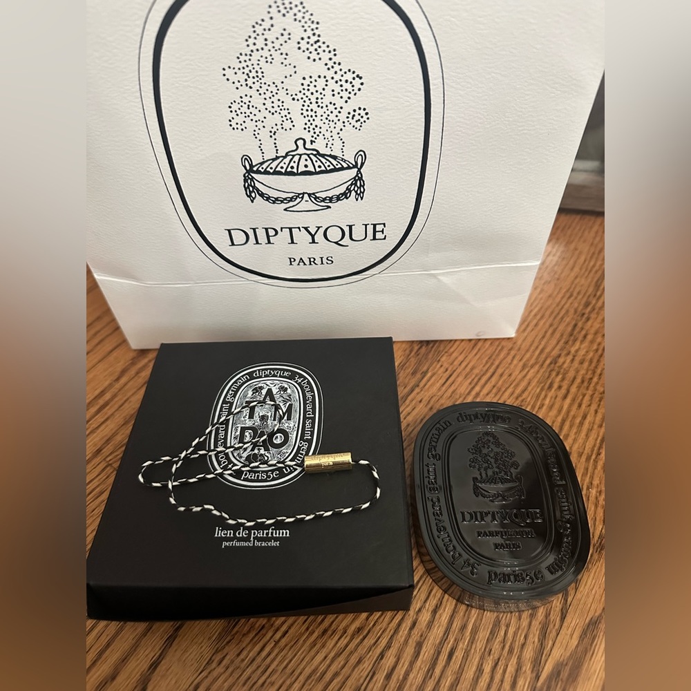 Diptyque Tam Dao perfumed bracelet